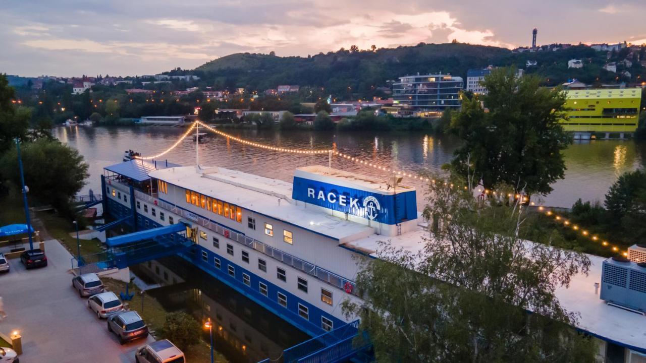 Racek Botel Praag
