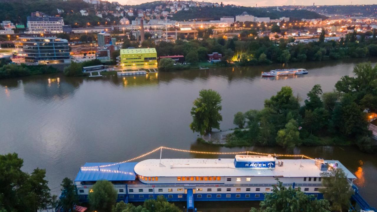 Botel Racek Praag